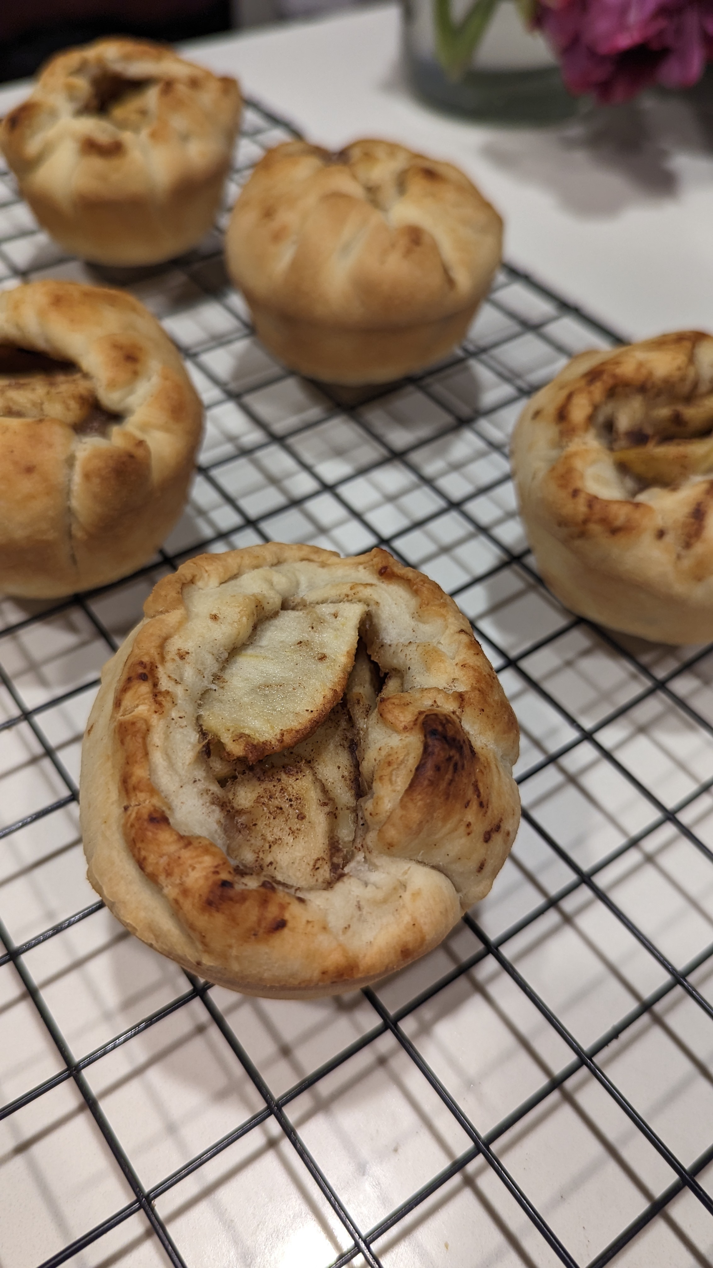 apple pie on cooling rack